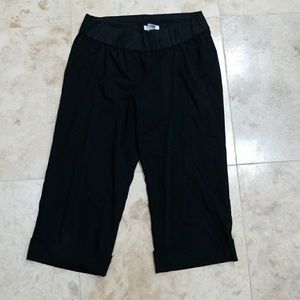 Liz Lange Black Maternity Capris